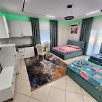 Tirana Class House